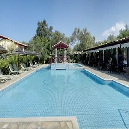 Villaggio Maistro Aparthotel 3*