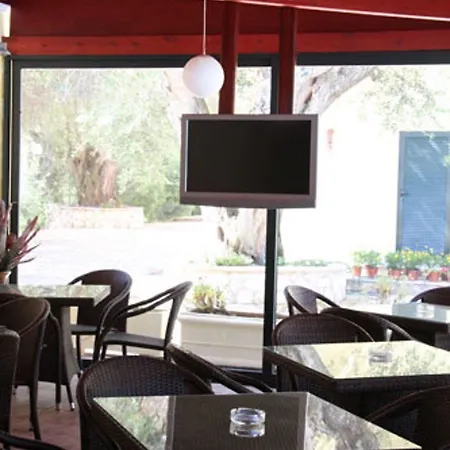 Villaggio Maistro אגיוס יואניס