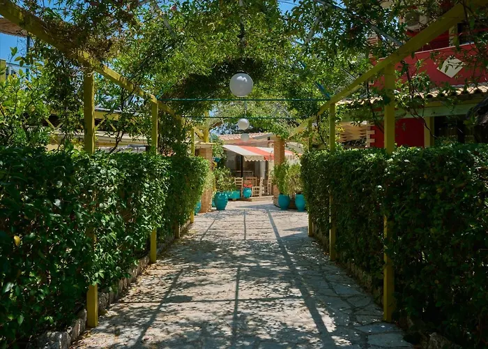 Villaggio Maistro 3* Agios Ioannis (Lefkada)